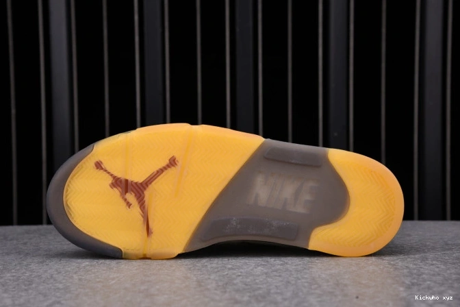 Retro 5 Jordan Sail OFF-WHITE DH8565-100 0702